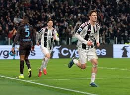 骂仗开启！曼联名宿之子炮轰阿莫林“废物+骗违约金” 被众多球迷回怼